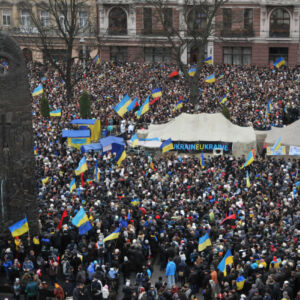 Учесници митинга присталица европских интеграција у Лавову 2014